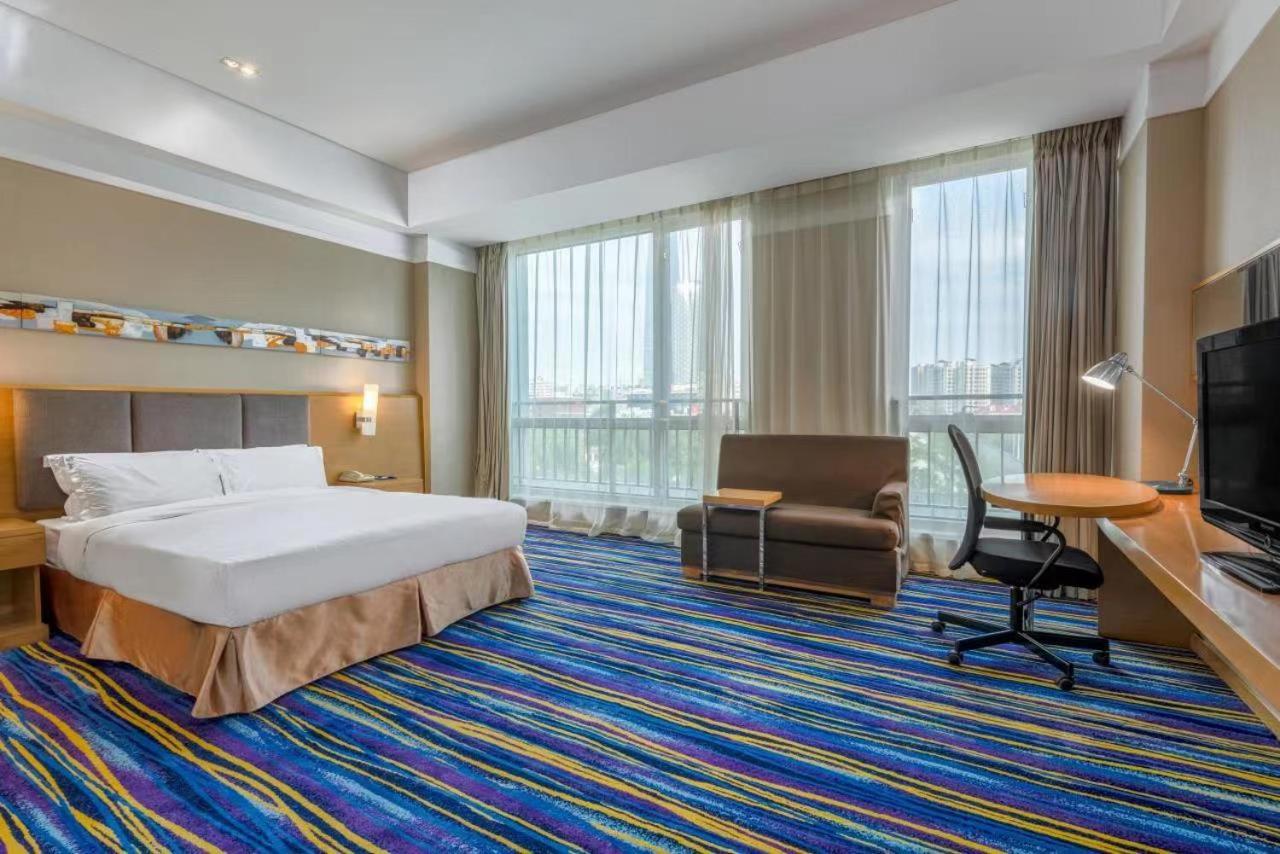 โรงแรม Express Heping By Ihg